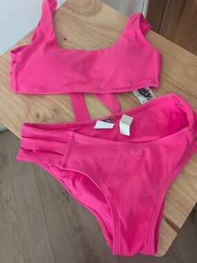 NWT Two-Piece Bikini Swimsuit Set Hot Pink Padded- Becca by Rebecca Virtue-Small